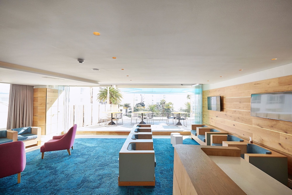 President Hotel — Restaurant & bars in Cape Town, Western Cape