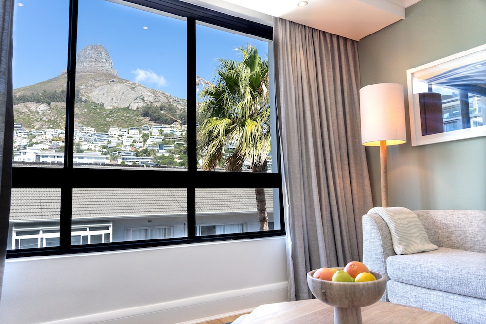 President Hotel — Hotel rooms in Cape Town, Western Cape