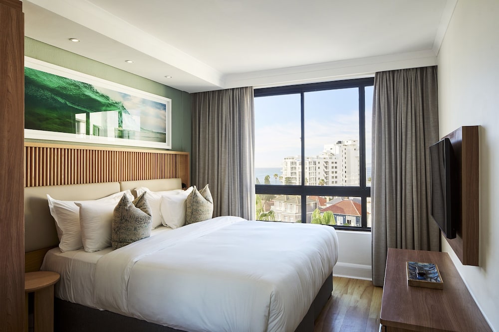 President Hotel — Hotel rooms in Cape Town, Western Cape