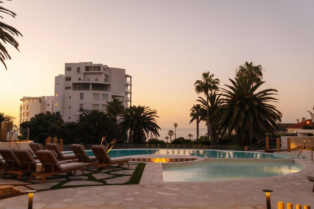President Hotel — Swimming pool in Cape Town, Western Cape