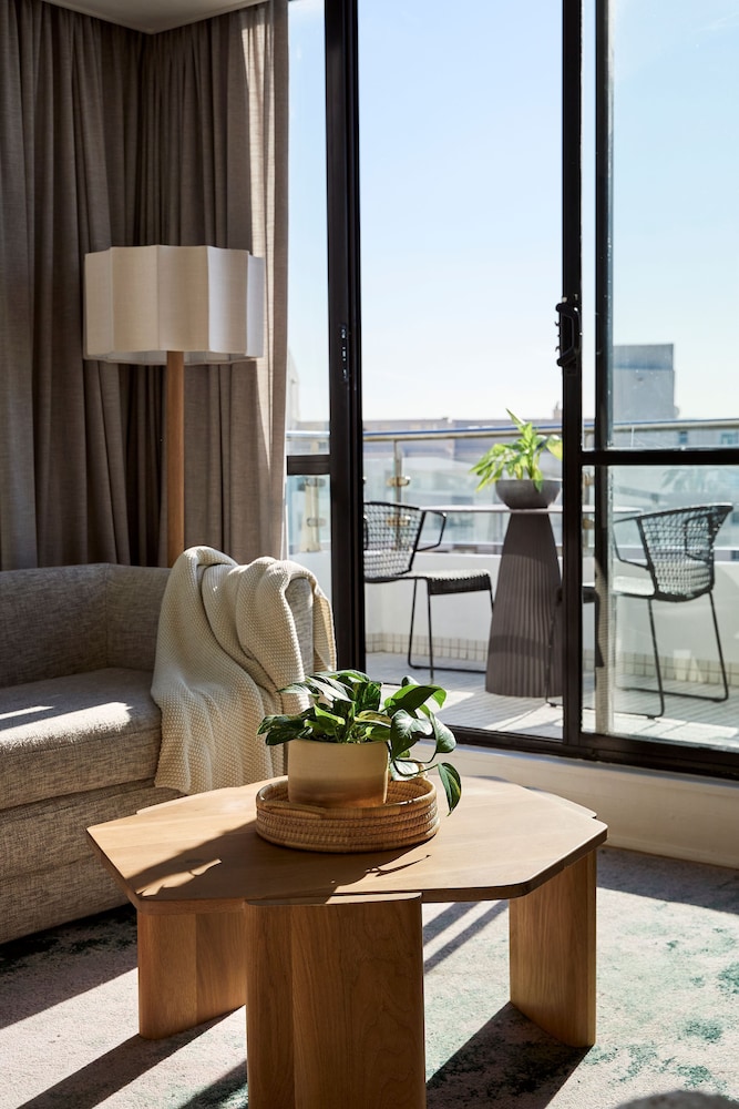 President Hotel — Hotel rooms in Cape Town, Western Cape