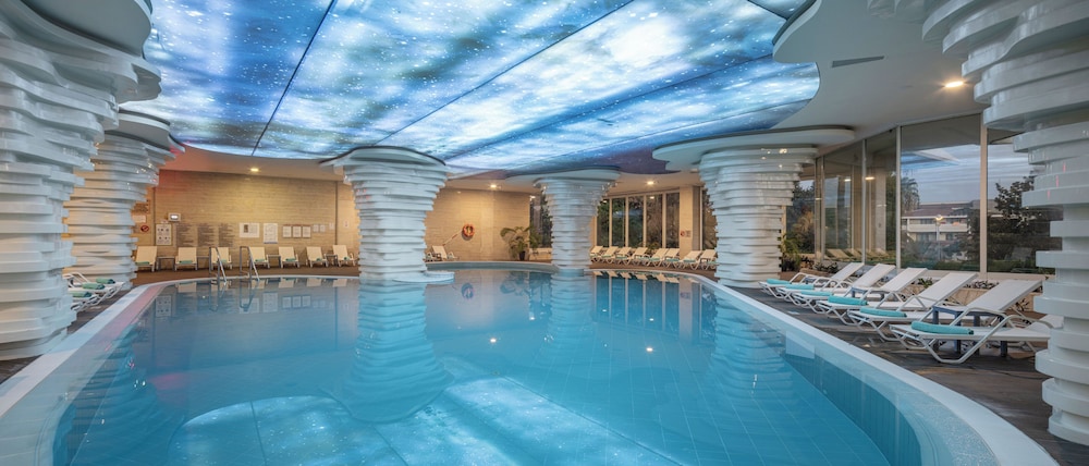Side Star Elegance Hotel - Ultra All Inclusive — Swimming pool in Side