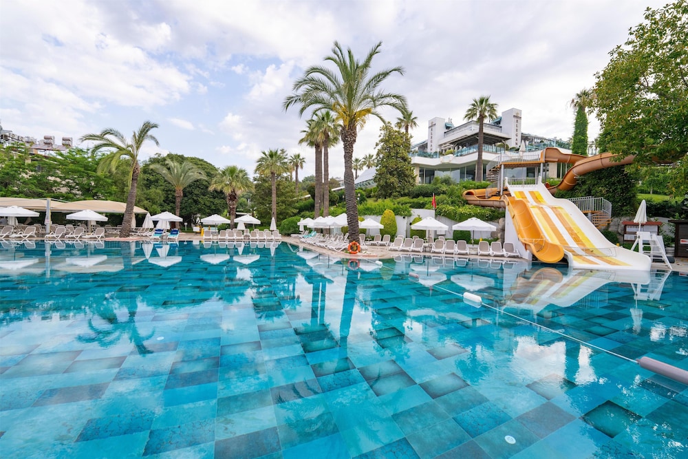 Side Star Elegance Hotel - Ultra All Inclusive — Swimming pool in Side