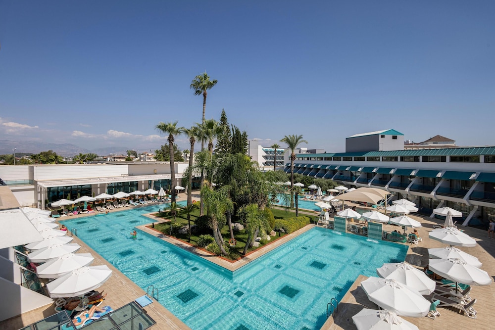 Side Star Elegance Hotel - Ultra All Inclusive — Swimming pool in Side