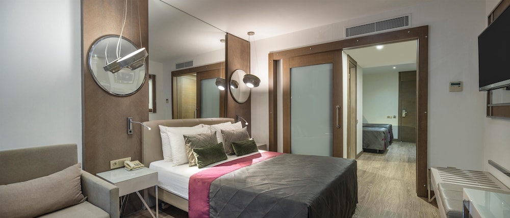 Side Star Elegance Hotel - Ultra All Inclusive — Hotel rooms in Side