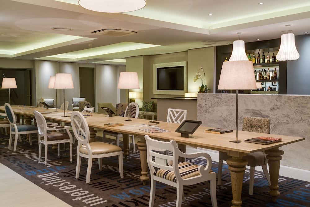 Protea Hotel by Marriott Cape Town Sea Point — Restaurant & bars in Cape Town, Western Cape