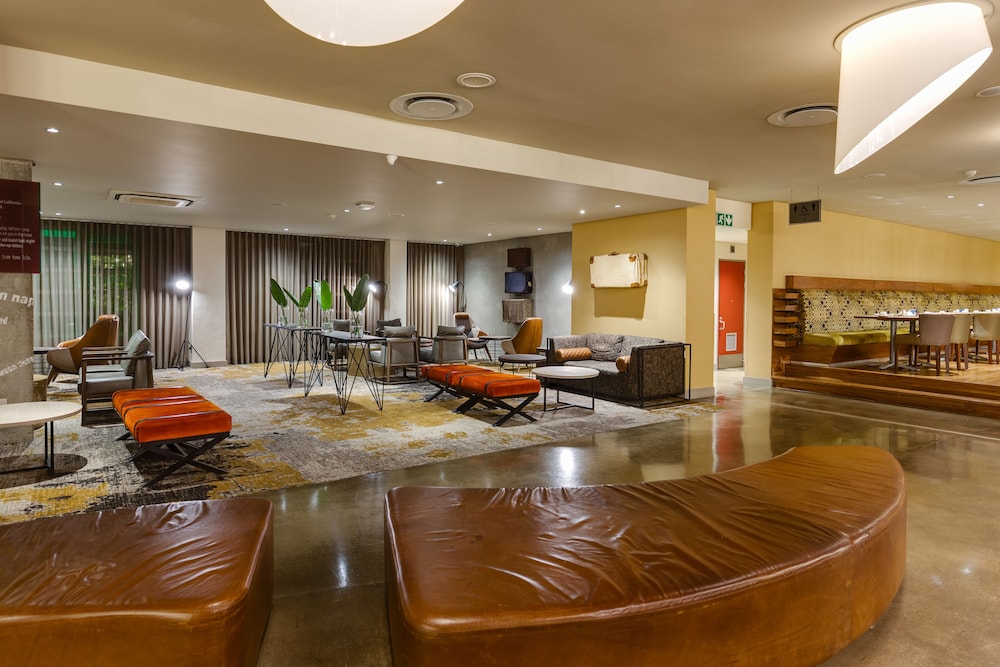 Garden Court Victoria Junction — Restaurant & bars in Cape Town, Western Cape