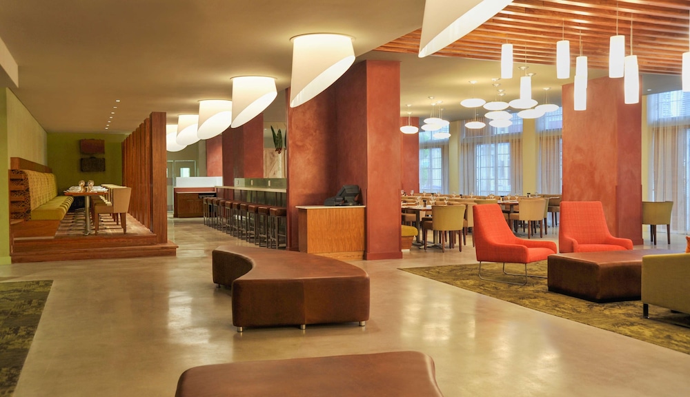 Garden Court Victoria Junction — Restaurant & bars in Cape Town, Western Cape