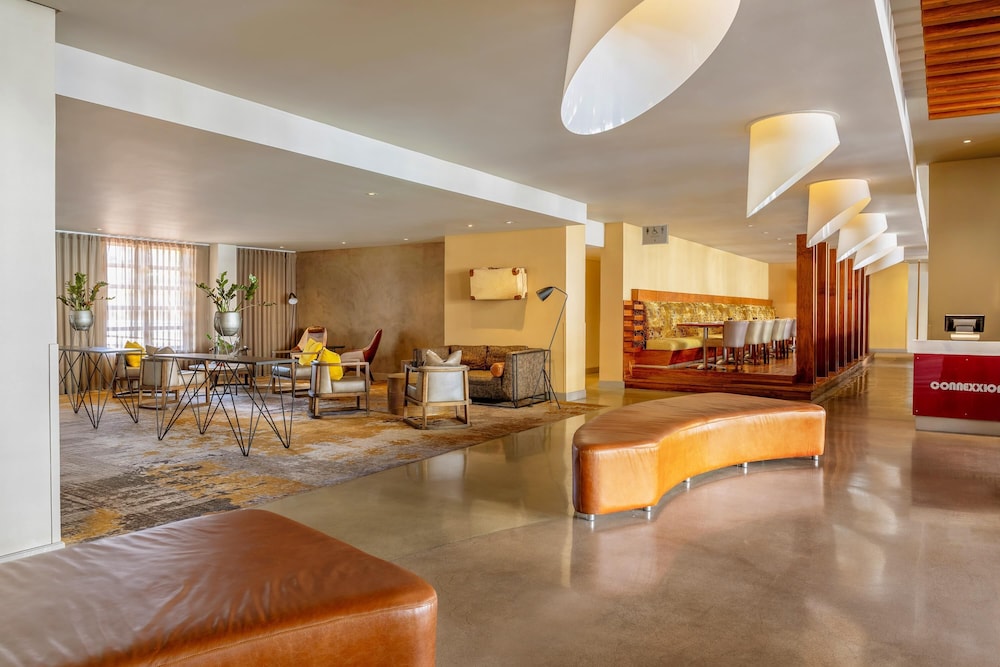 Garden Court Victoria Junction — Restaurant & bars in Cape Town, Western Cape