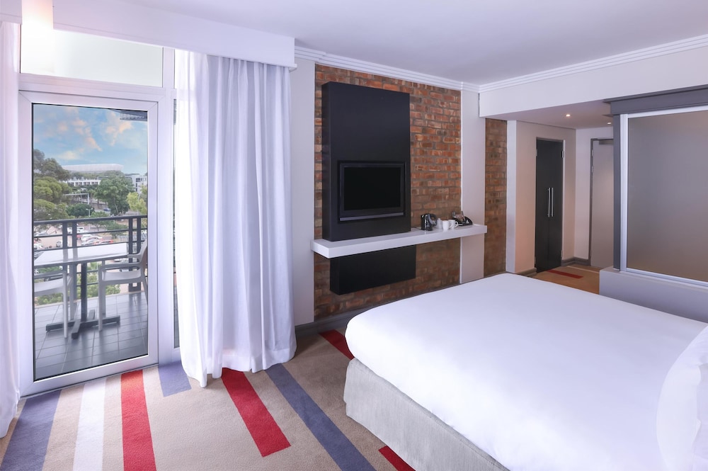 Garden Court Victoria Junction — Hotel rooms in Cape Town, Western Cape