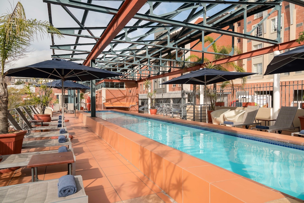 Garden Court Victoria Junction — Main photo in Cape Town, Western Cape
