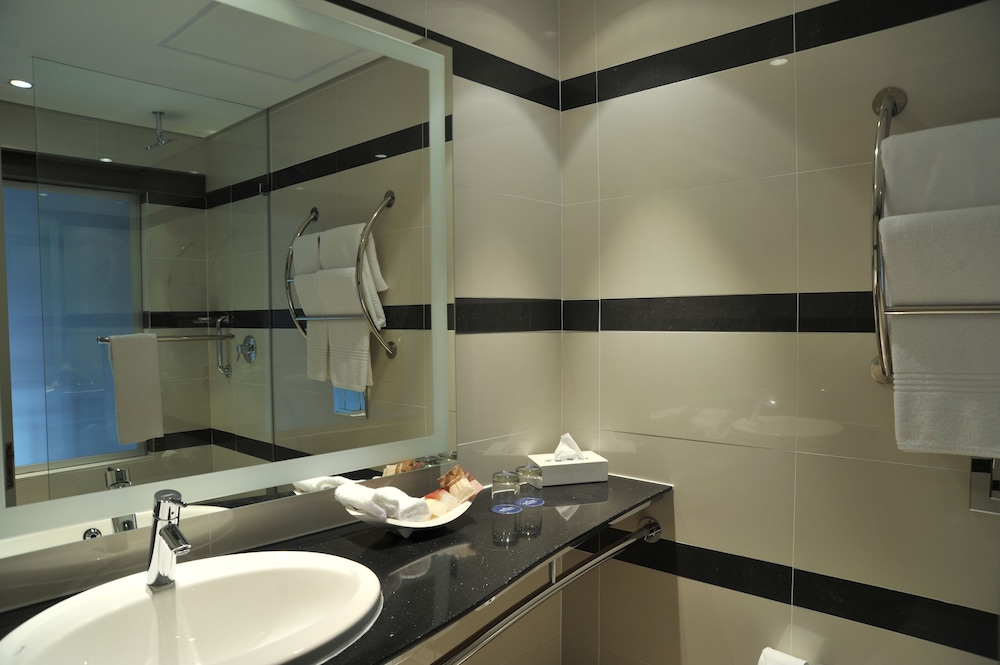Garden Court Victoria Junction — Hotel rooms in Cape Town, Western Cape