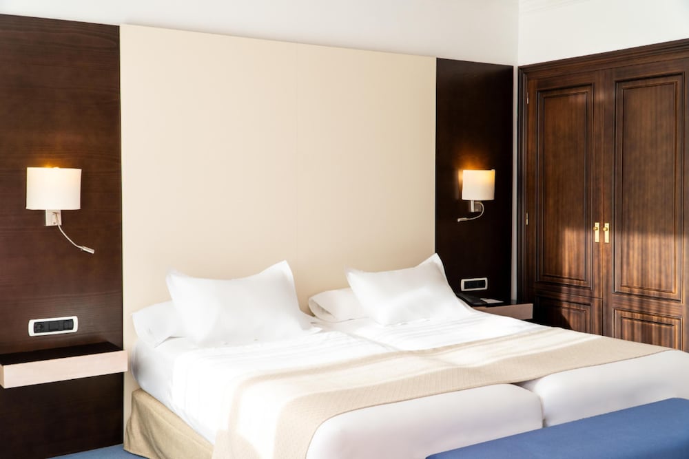 GPRO Valparaiso Palace & Spa — Hotel rooms in Palma de Mallorca, Balearic Islands