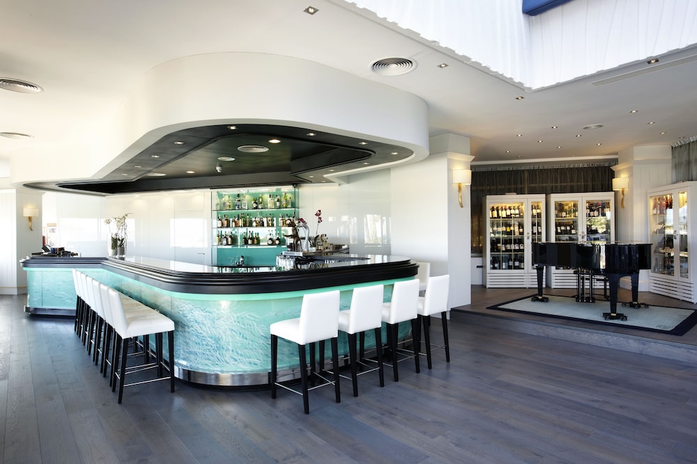 GPRO Valparaiso Palace & Spa — Restaurant & bars in Palma de Mallorca, Balearic Islands