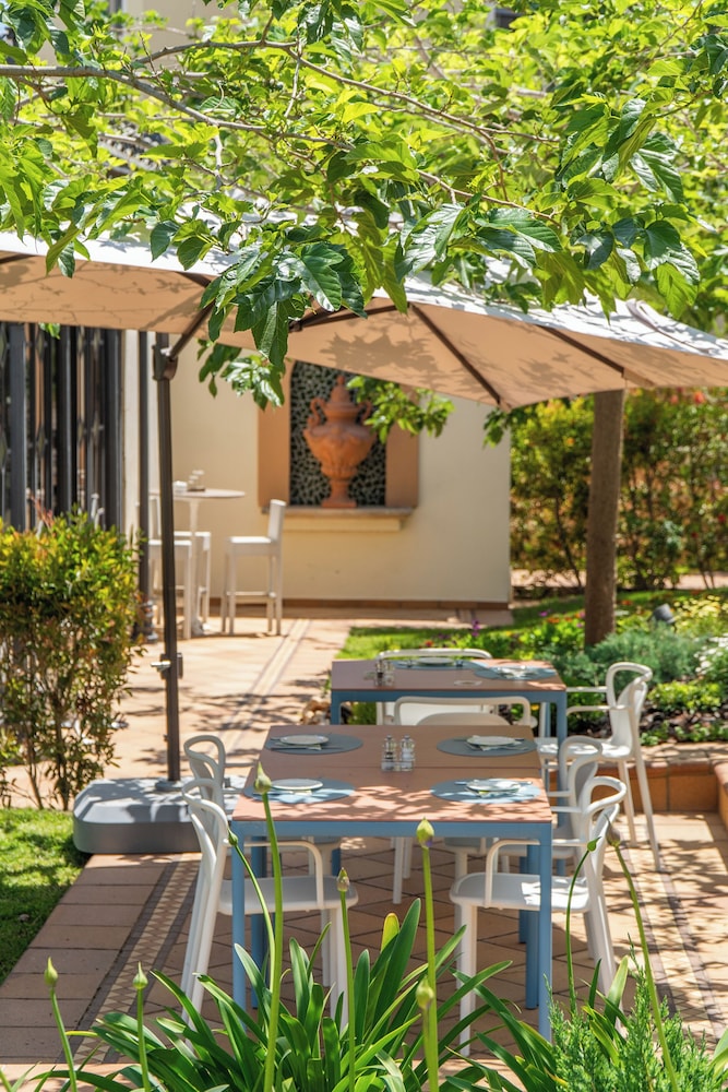 GPRO Valparaiso Palace & Spa — Restaurant & bars in Palma de Mallorca, Balearic Islands