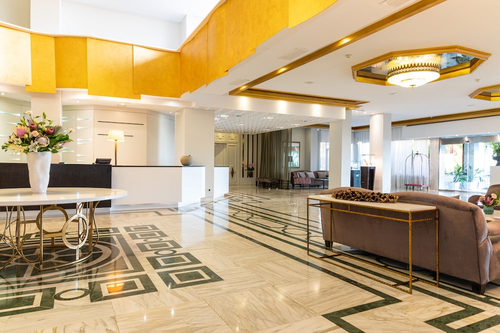 GPRO Valparaiso Palace & Spa — Hotel building in Palma de Mallorca, Balearic Islands