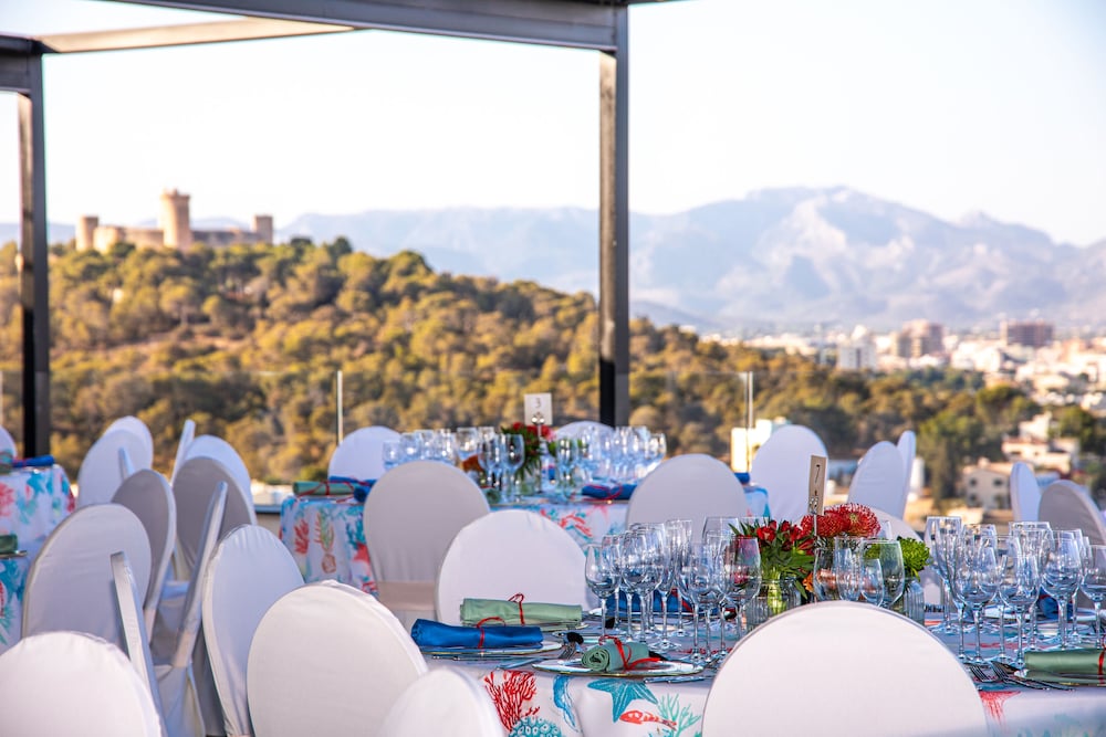 GPRO Valparaiso Palace & Spa — Restaurant & bars in Palma de Mallorca, Balearic Islands