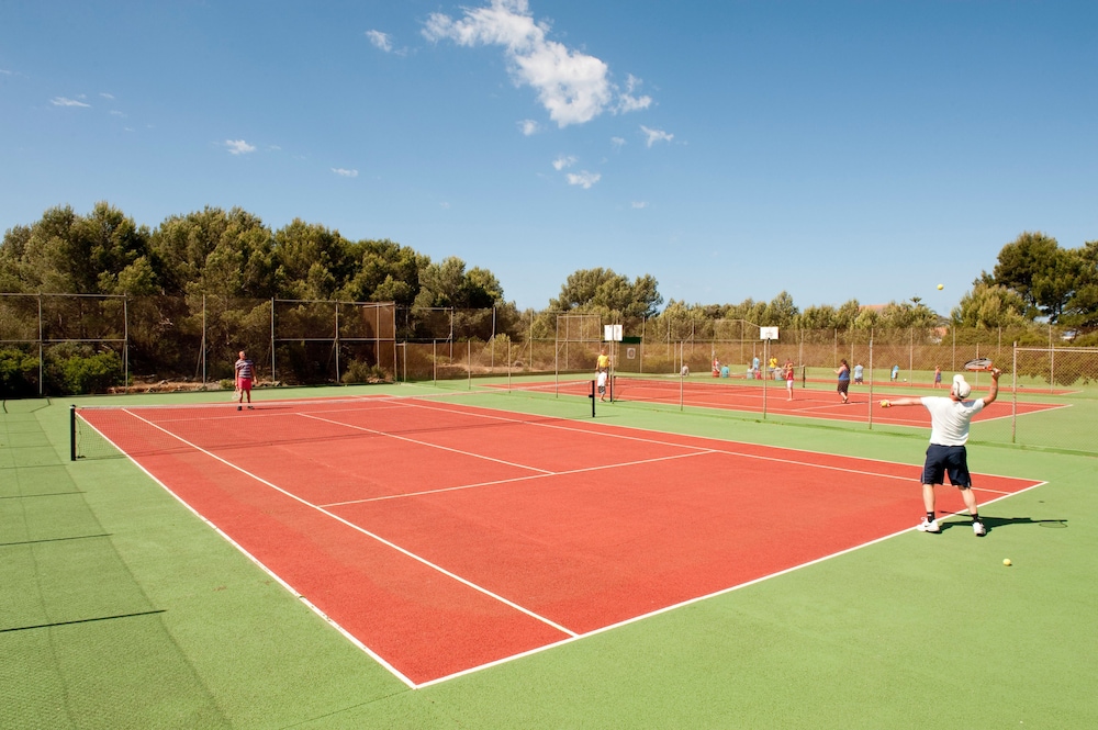 Grupotel Mar de Menorca — Sports & recreation in Es Canutells, Balearic Islands