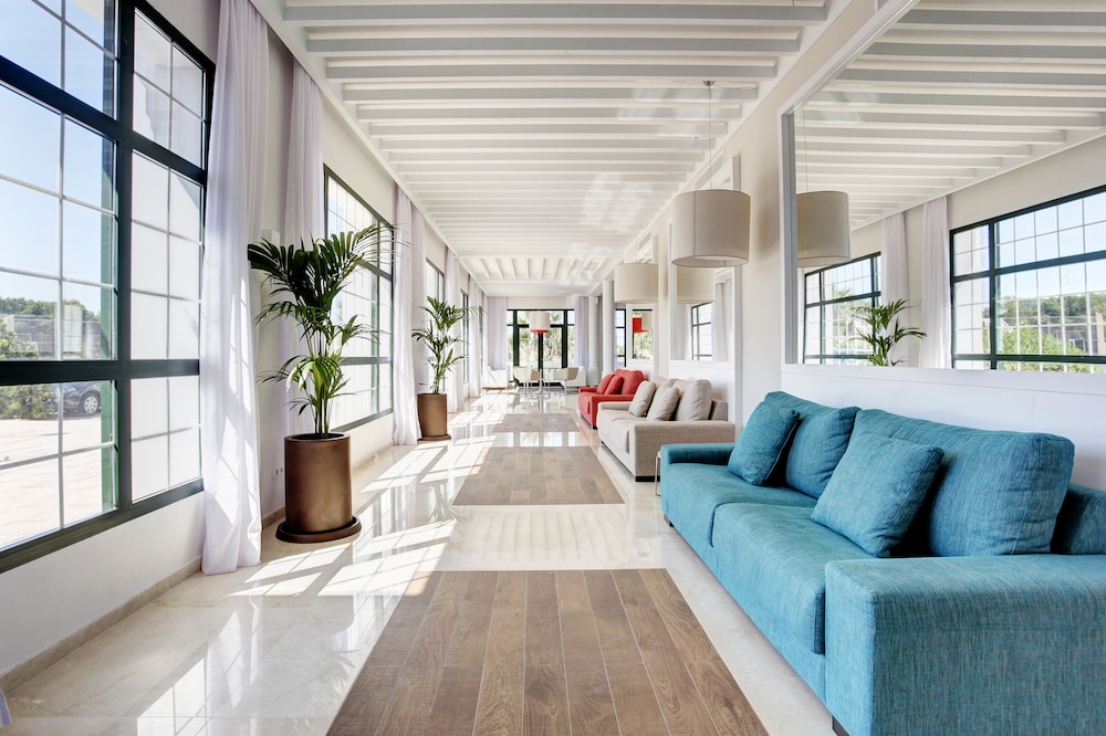 Grupotel Mar de Menorca — Hotel rooms in Es Canutells, Balearic Islands