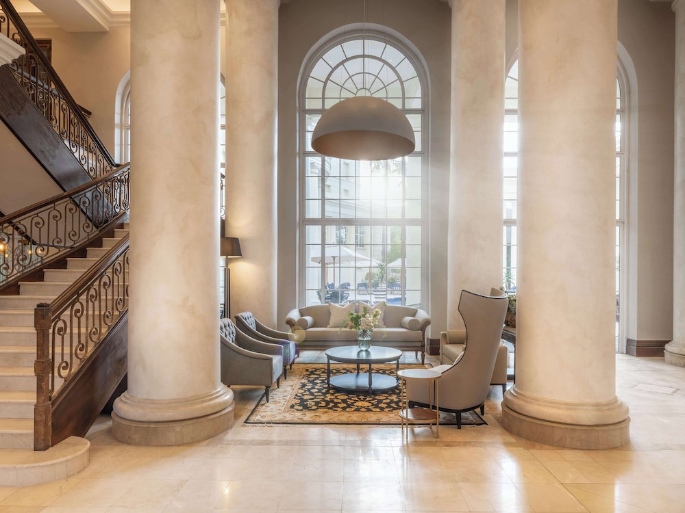 Southern Sun The Cullinan — Hotel building in Cape Town, Western Cape