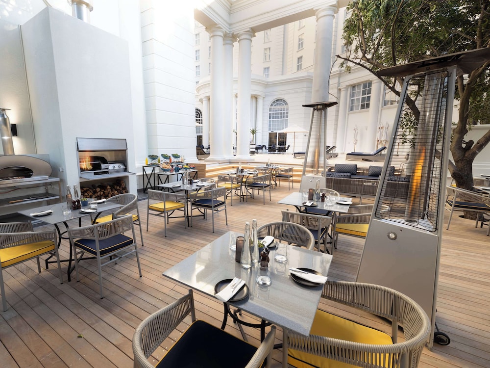 Southern Sun The Cullinan — Restaurant & bars in Cape Town, Western Cape