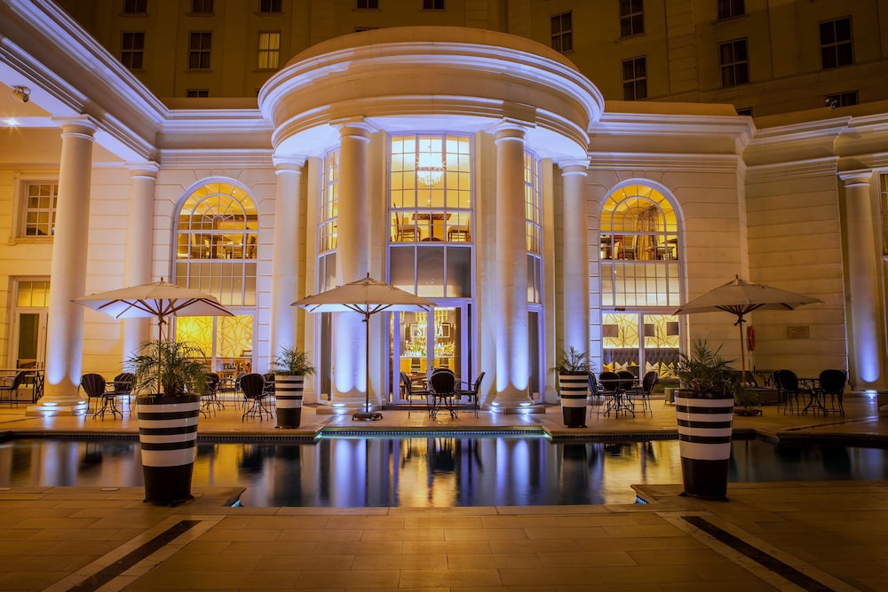 Southern Sun The Cullinan — Hotel building in Cape Town, Western Cape