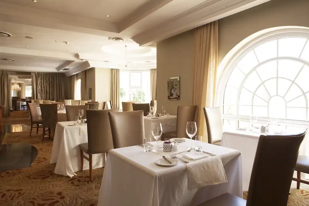 Southern Sun The Cullinan — Restaurant & bars in Cape Town, Western Cape