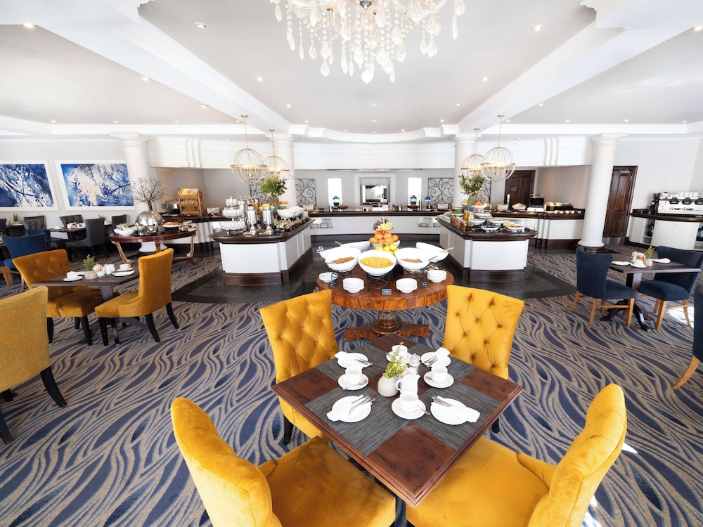 Southern Sun The Cullinan — Restaurant & bars in Cape Town, Western Cape