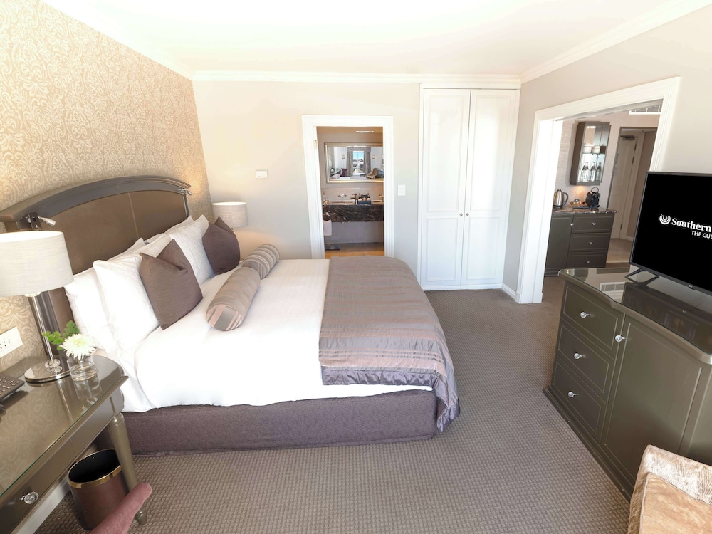 Southern Sun The Cullinan — Hotel rooms in Cape Town, Western Cape