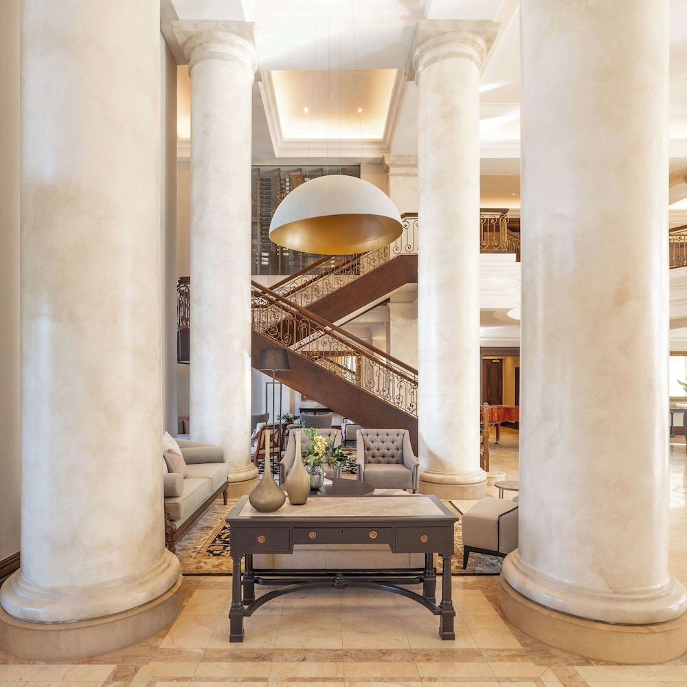 Southern Sun The Cullinan — Hotel building in Cape Town, Western Cape