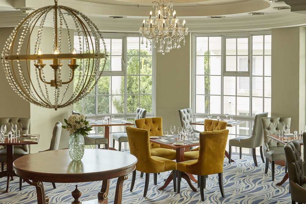 Southern Sun The Cullinan — Restaurant & bars in Cape Town, Western Cape
