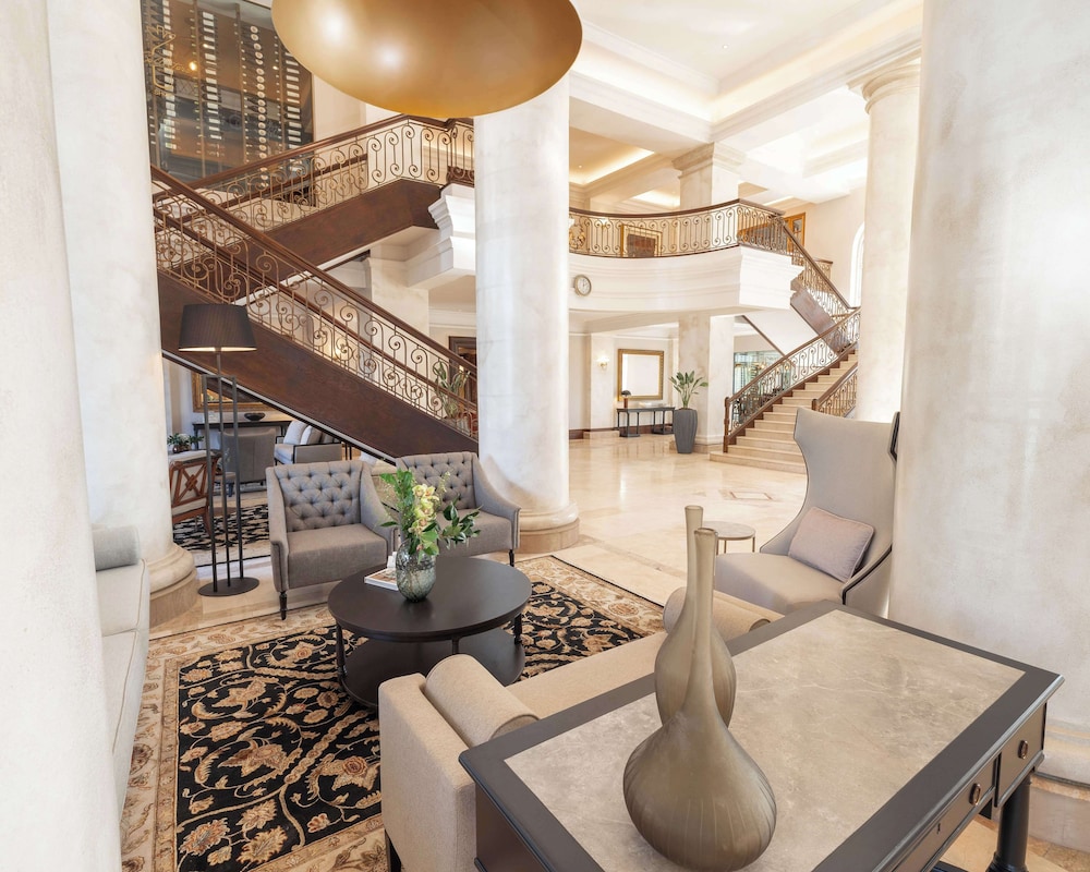 Southern Sun The Cullinan — Hotel building in Cape Town, Western Cape