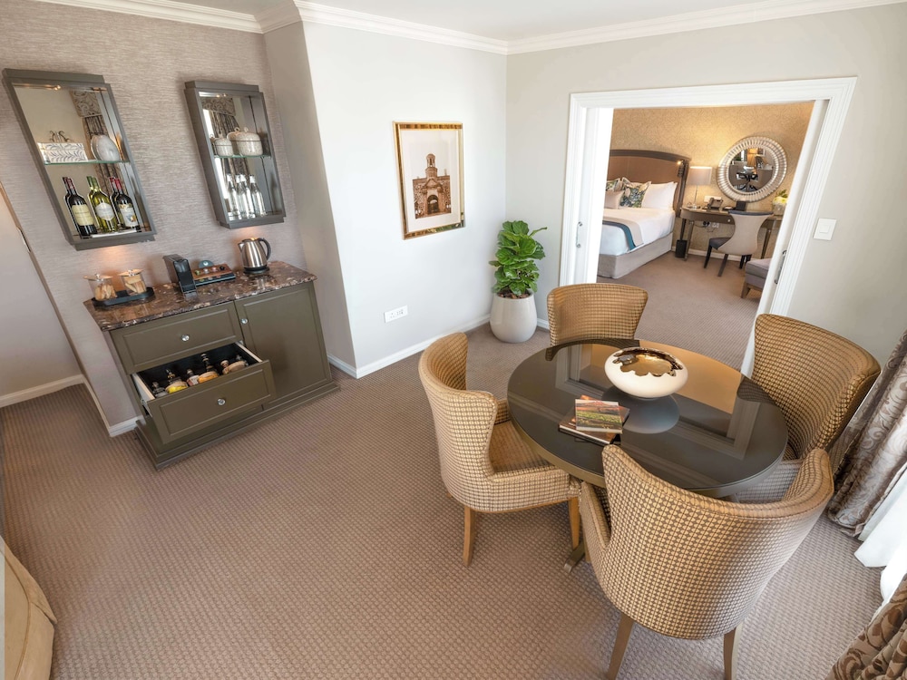 Southern Sun The Cullinan — Hotel rooms in Cape Town, Western Cape