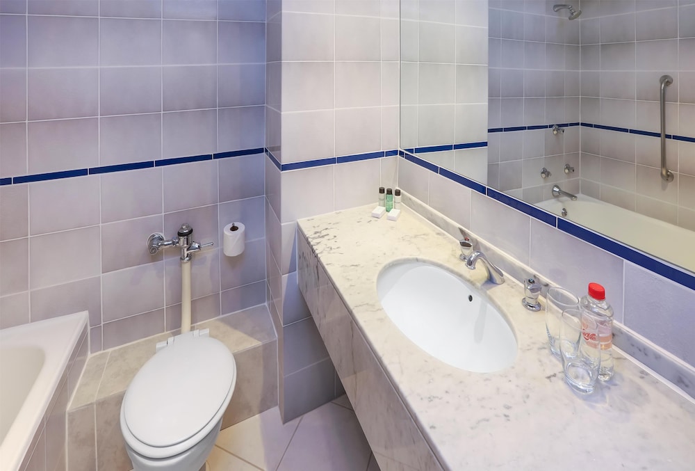 Southern Sun Newlands — Hotel rooms in Cape Town, Western Cape