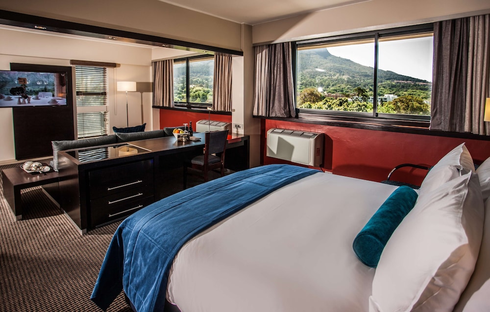 Southern Sun Newlands — Hotel rooms in Cape Town, Western Cape