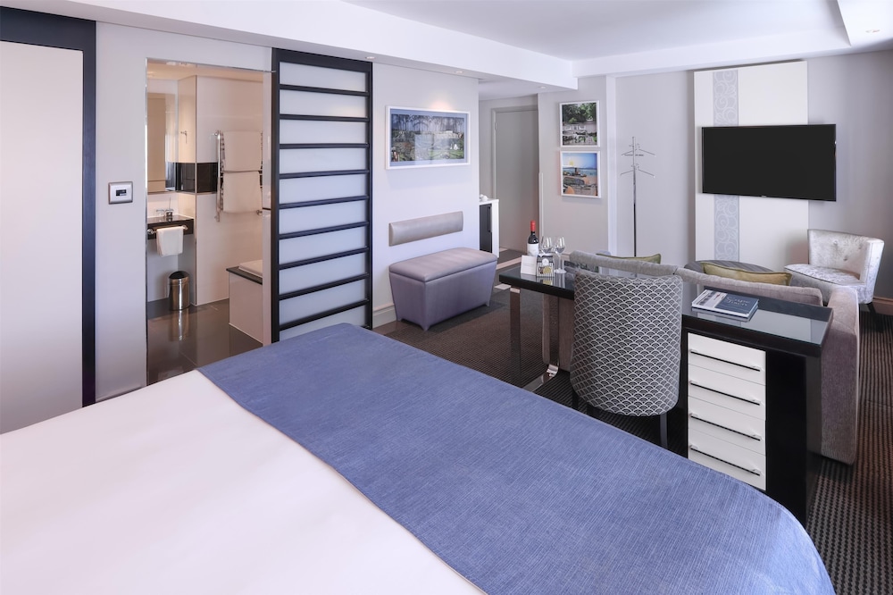 Southern Sun Cape Town Waterfront — Hotel rooms in Cape Town, Western Cape