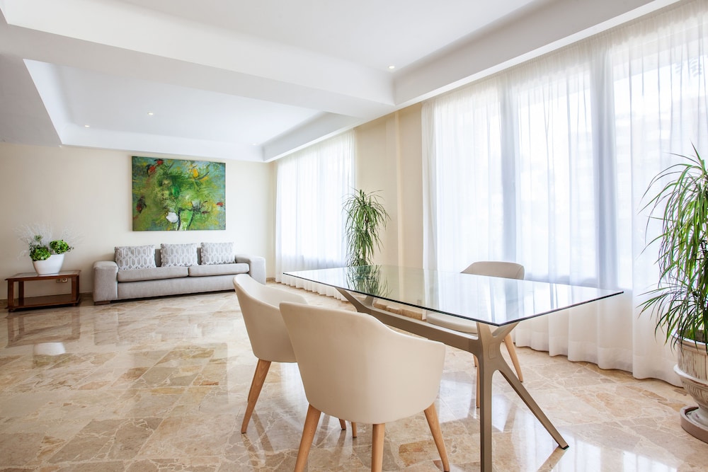 Grupotel Nilo & Spa — Hotel rooms in Peguera, Balearic Islands