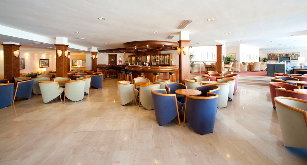 Grupotel Nilo & Spa — Restaurant & bars in Peguera, Balearic Islands