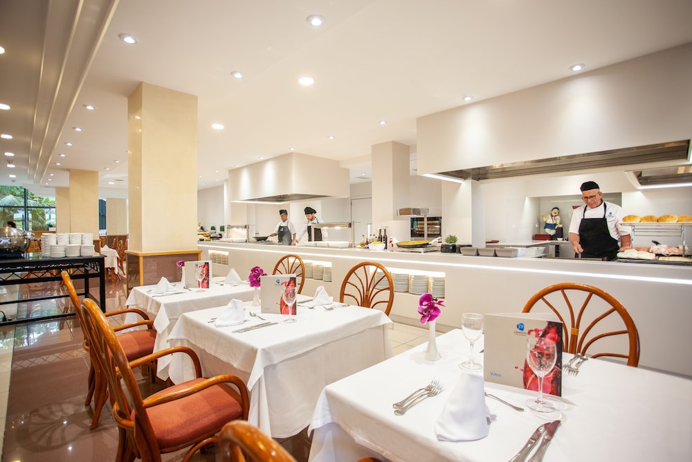 Grupotel Taurus Park — Restaurant & bars in Playa de Palma, Balearic Islands