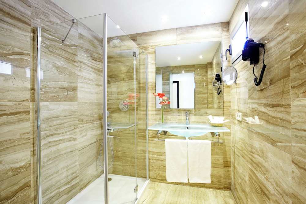 Grupotel Taurus Park — Hotel rooms in Playa de Palma, Balearic Islands