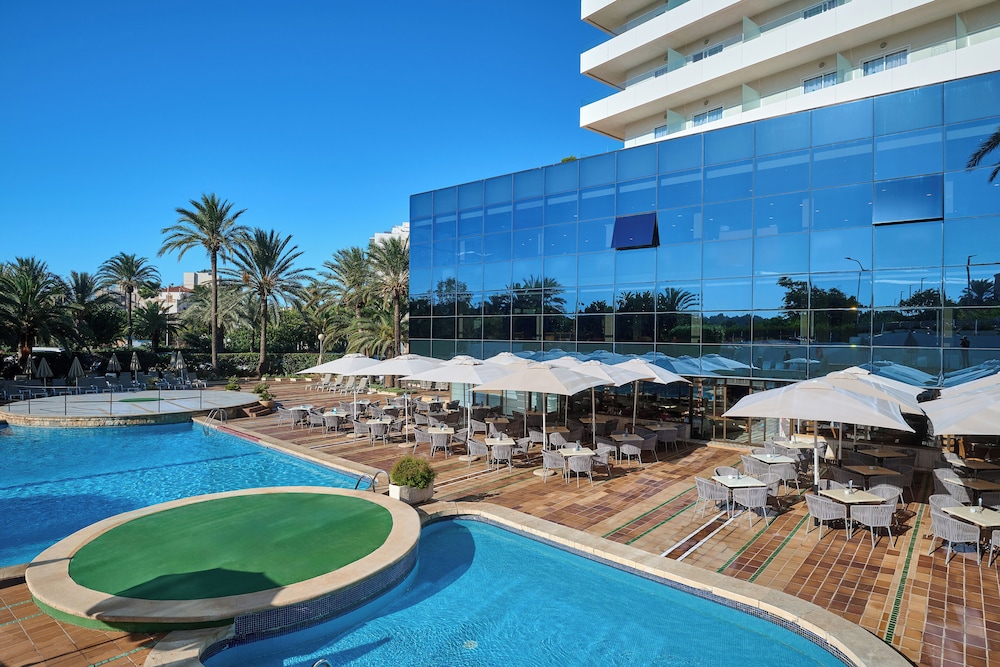 Grupotel Taurus Park — Hotel building in Playa de Palma, Balearic Islands