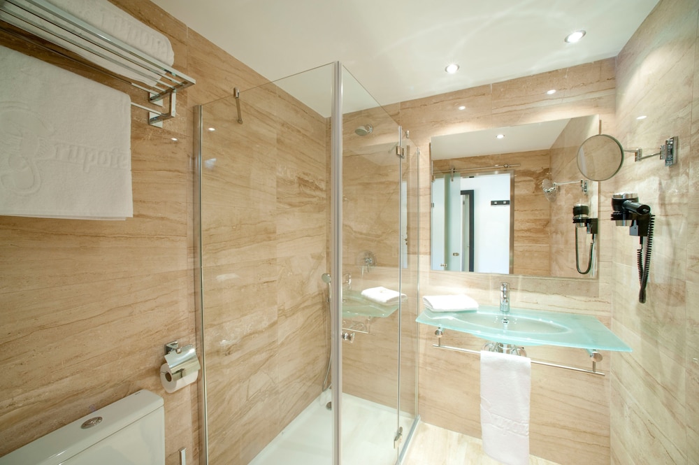 Grupotel Taurus Park — Hotel rooms in Playa de Palma, Balearic Islands