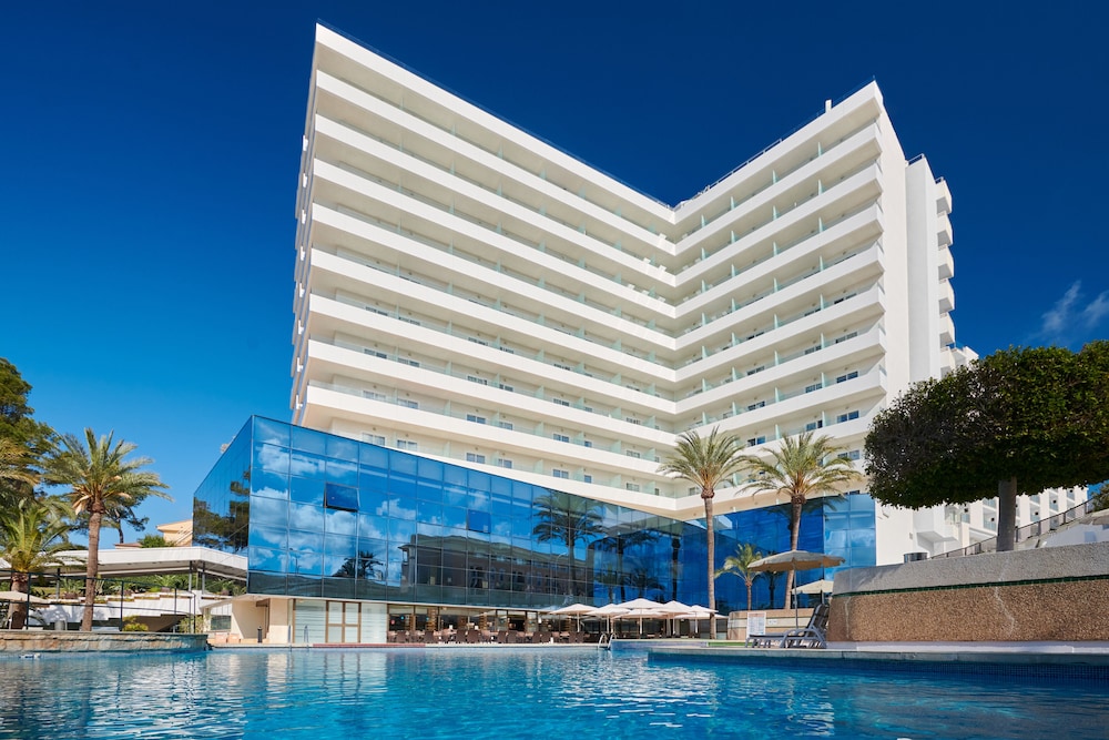 Grupotel Taurus Park — Hotel building in Playa de Palma, Balearic Islands