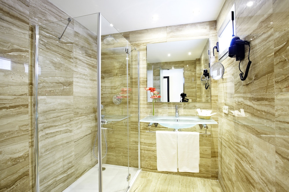 Grupotel Taurus Park — Hotel rooms in Playa de Palma, Balearic Islands