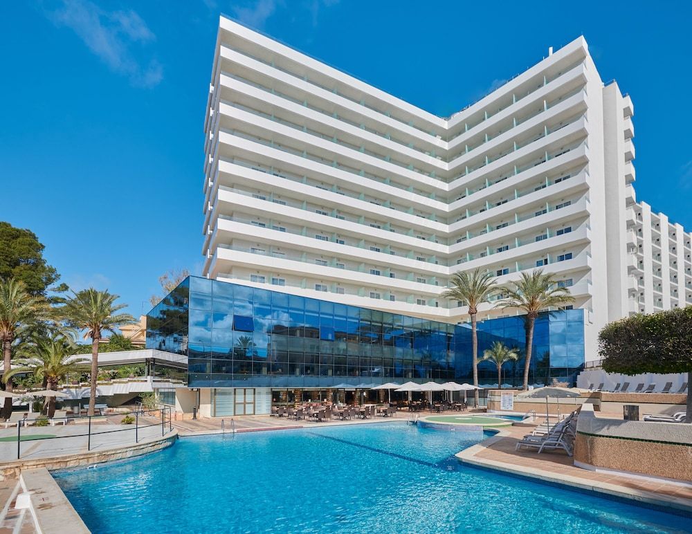 . Grupotel Taurus Park