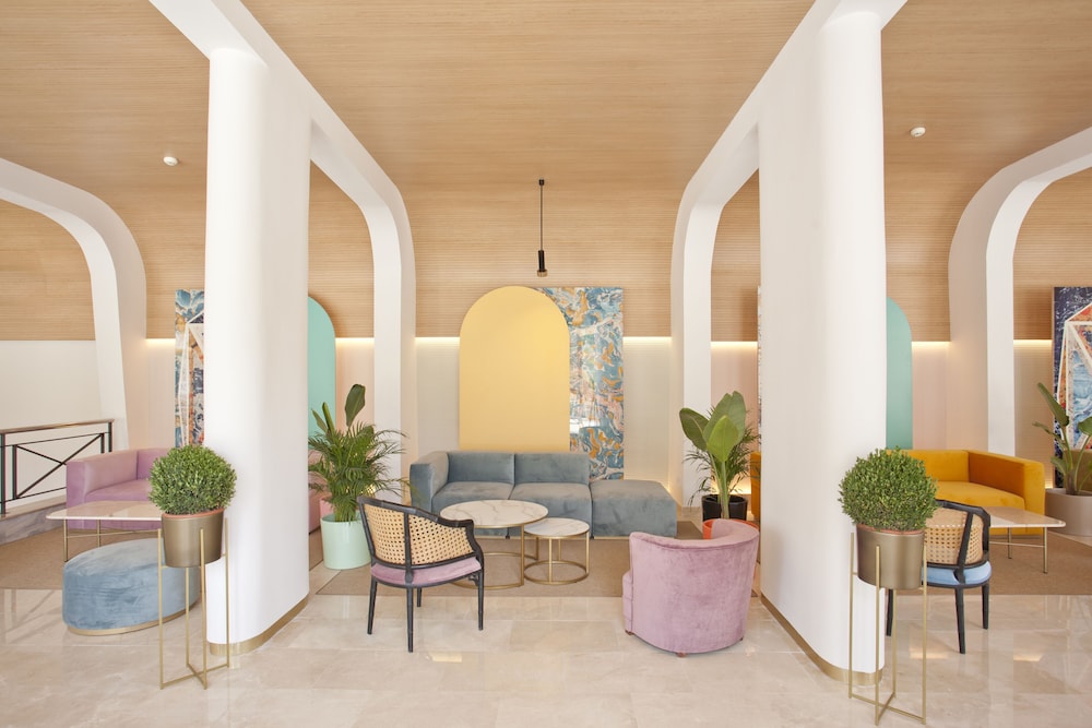Grupotel Molins — Restaurant & bars in Puerto Pollensa, Balearic Islands