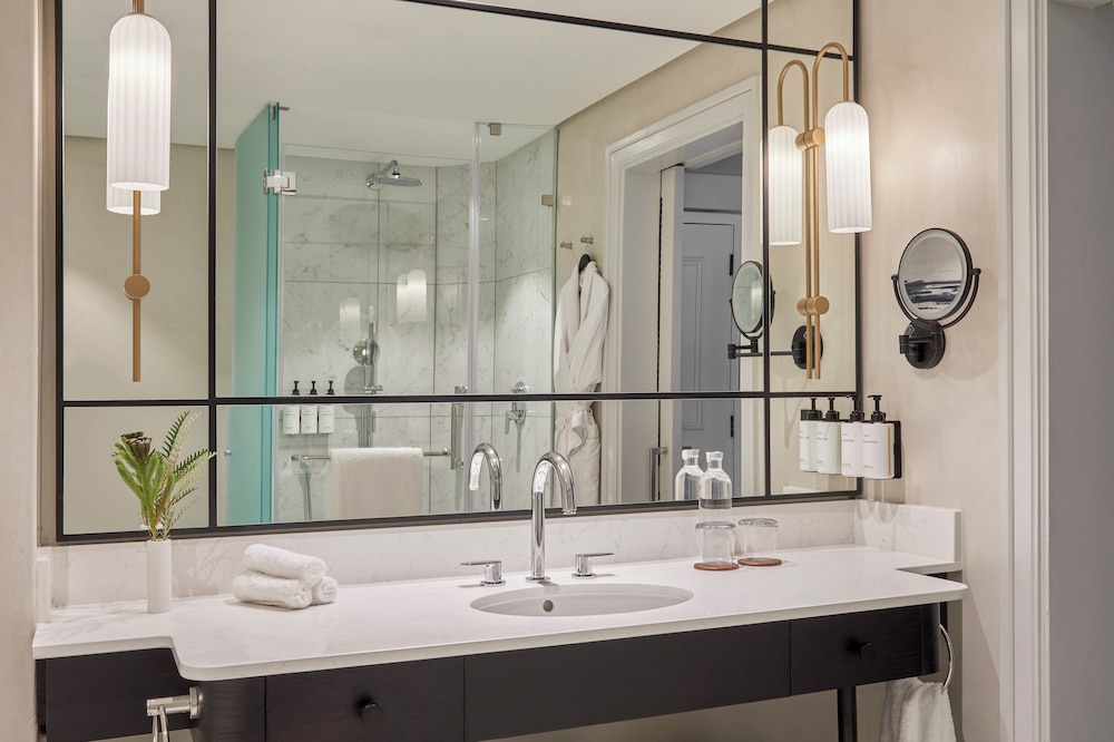 InterContinental Table Bay Cape Town by IHG — Hotel rooms in Cape Town, Western Cape