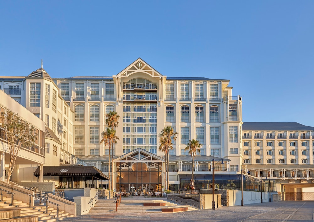 InterContinental Table Bay Cape Town by IHG — Hotel building in Cape Town, Western Cape
