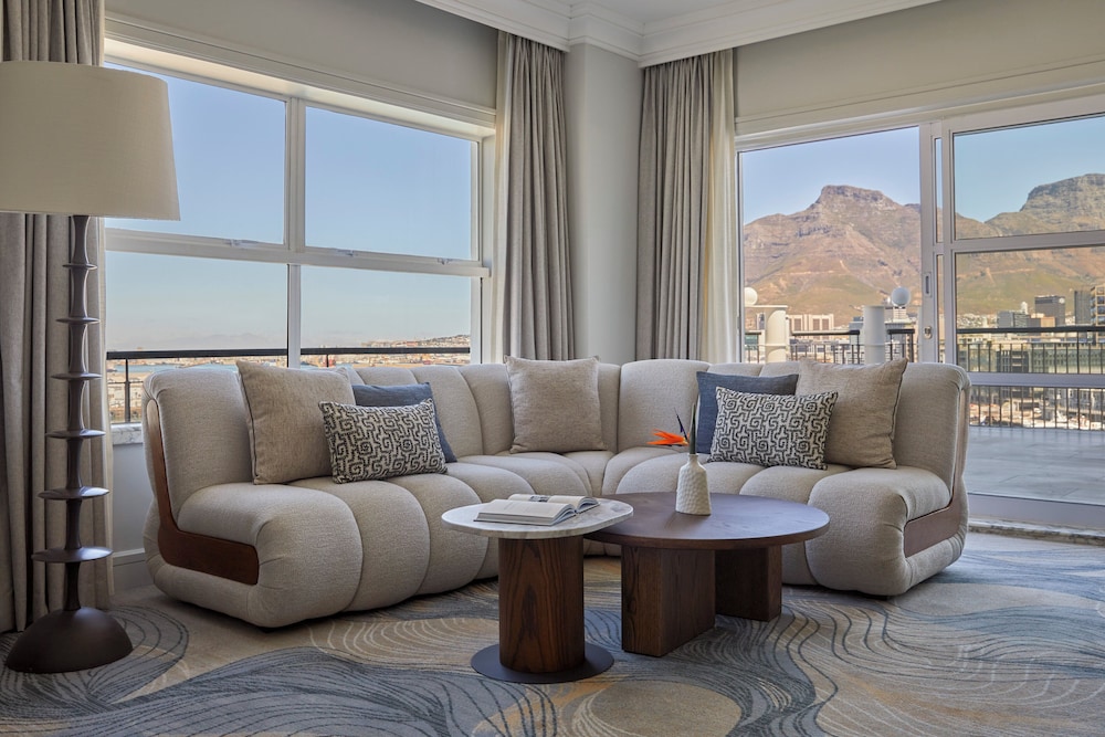 InterContinental Table Bay Cape Town by IHG — Hotel rooms in Cape Town, Western Cape