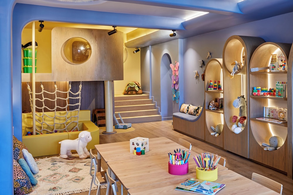 InterContinental Table Bay Cape Town by IHG — Attractions for children in Cape Town, Western Cape